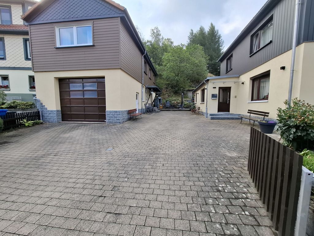 Einfahrt zum Ferienhaus Familie Knoll