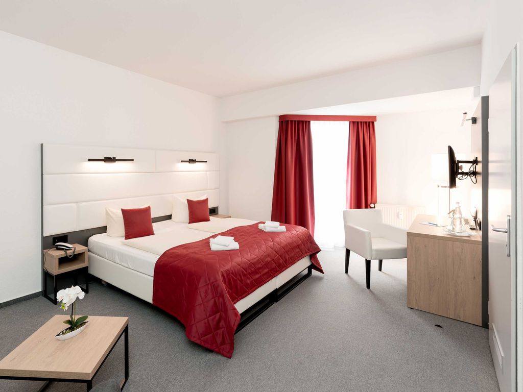 Barrierefreies Zimmer mit großem Bad