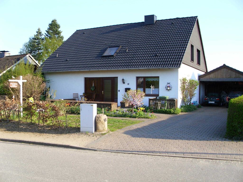 Hausansicht von der Strasse
