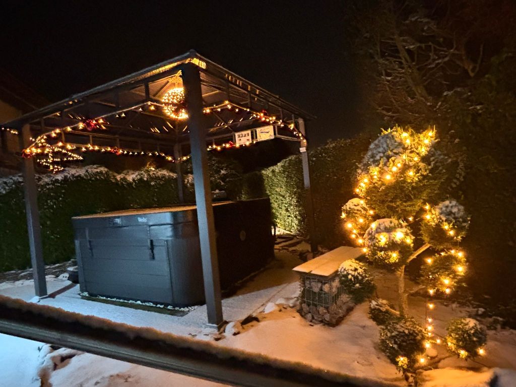 4 **** Ferienwohnung Schlossblick Sauna Pool Jakuzzi privat