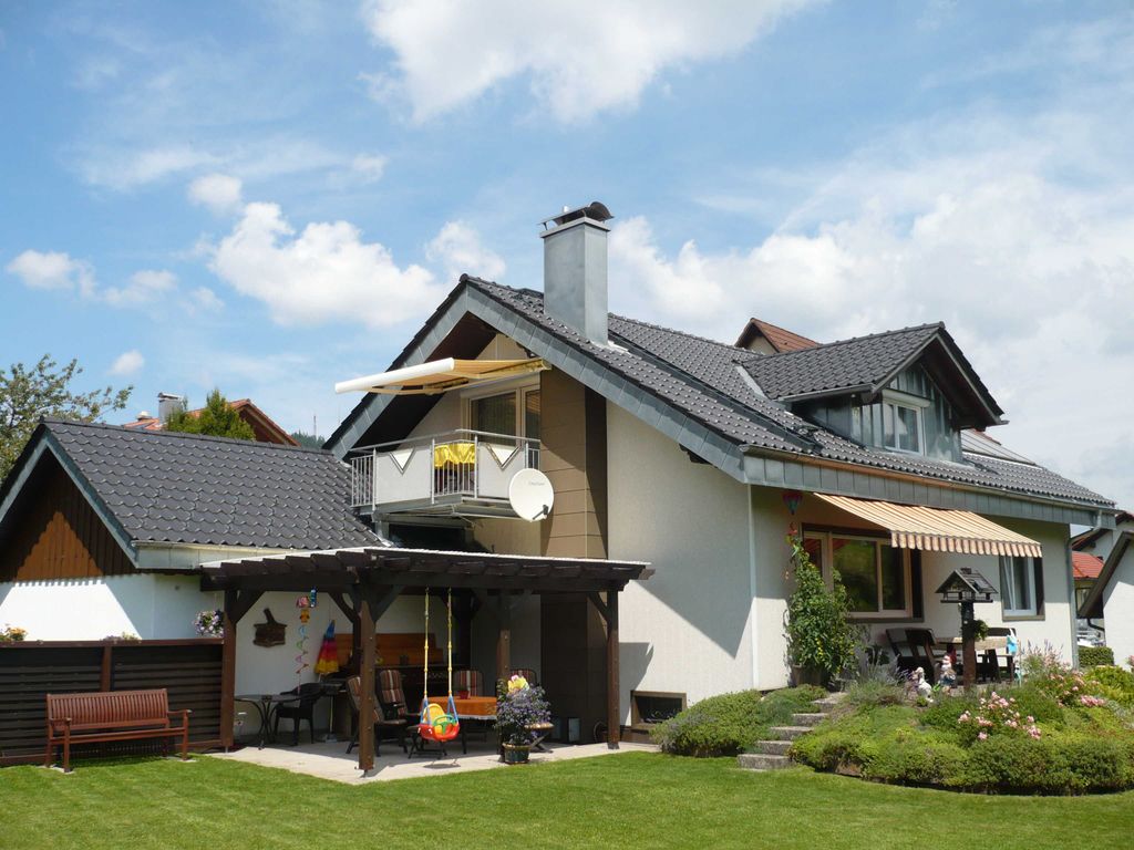 Sommerbild Haus