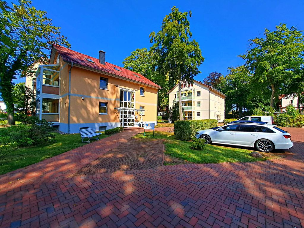 Außenansicht (links Haus Galeone mit Büro und rechts Haus Karavelle)