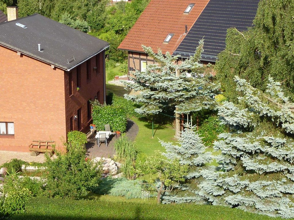 Blick von oben auf das Grundstück