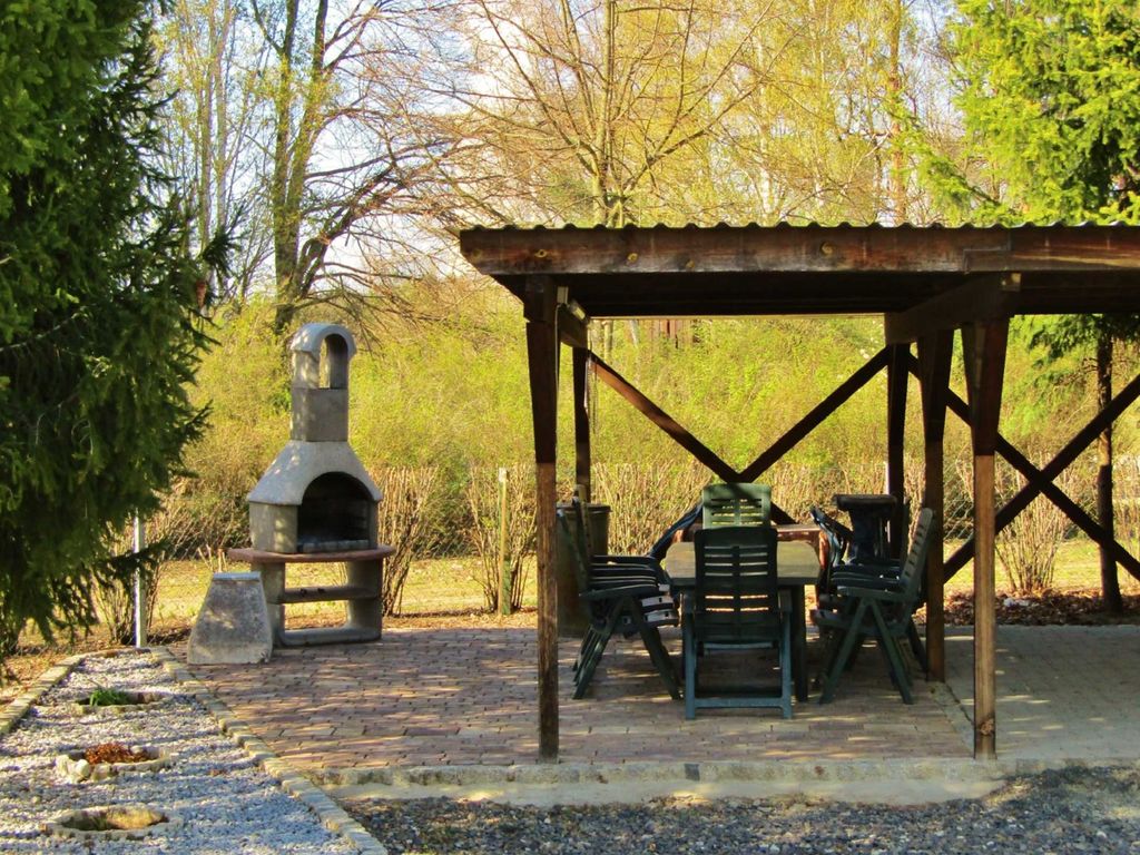 Überdachter Grillplatz