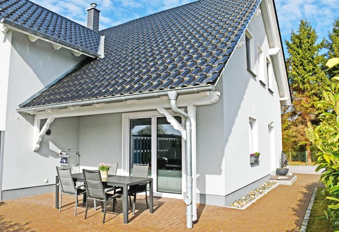 Ferienwohnung Sellin mit Terrasse am Seepark