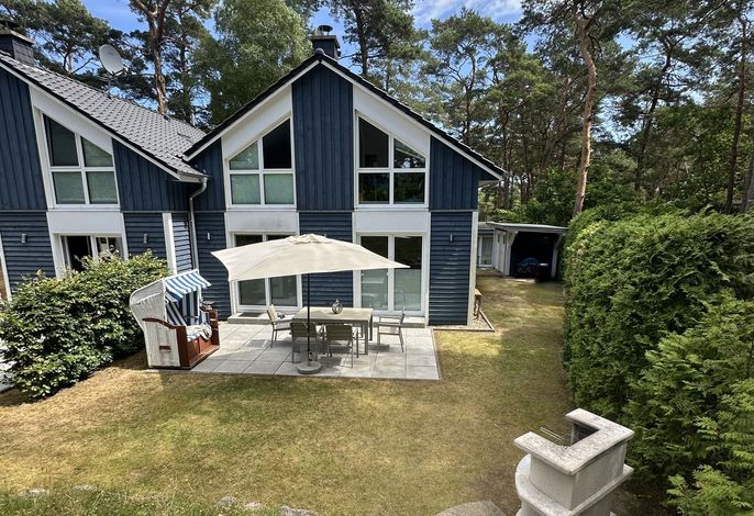 Ferienhaus Blaue Welle mit Terrasse