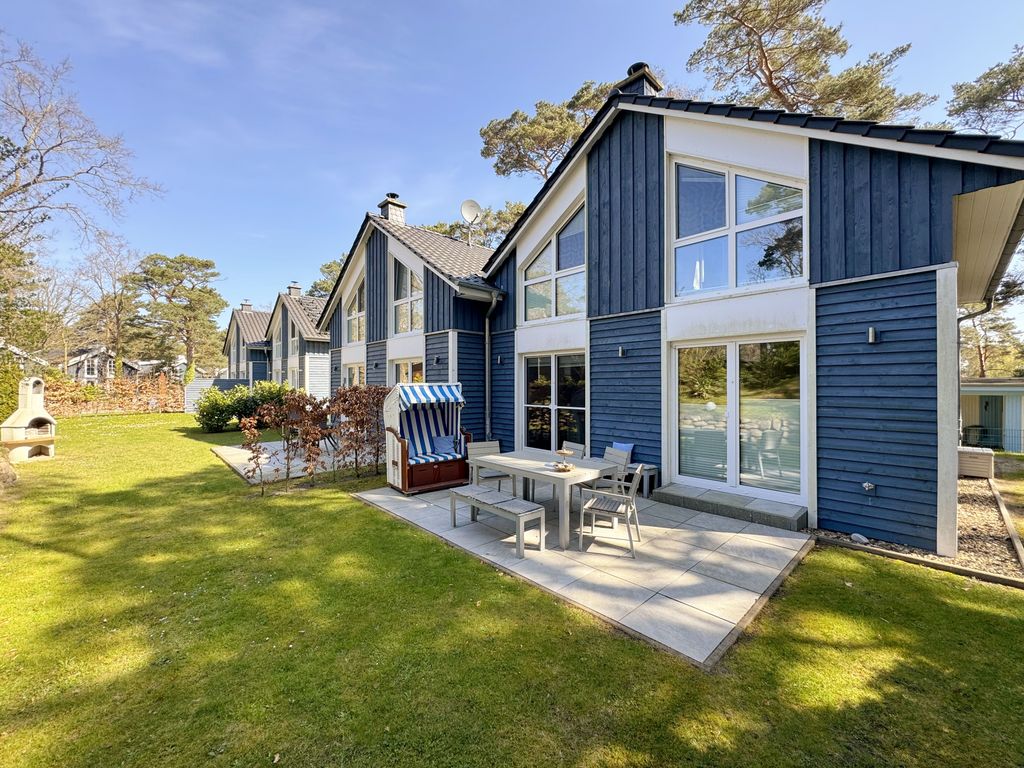 Ferienhaus Blaue Welle mit großer Terrasse