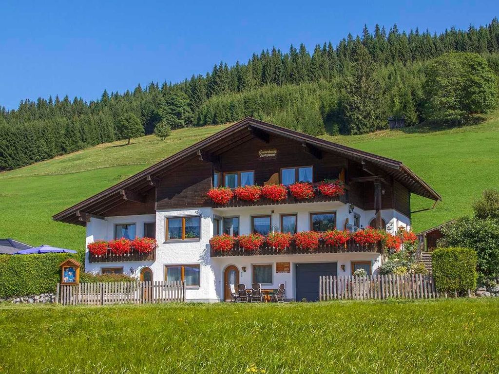 Ferienwohnungen und Gästezimmer Eberle
