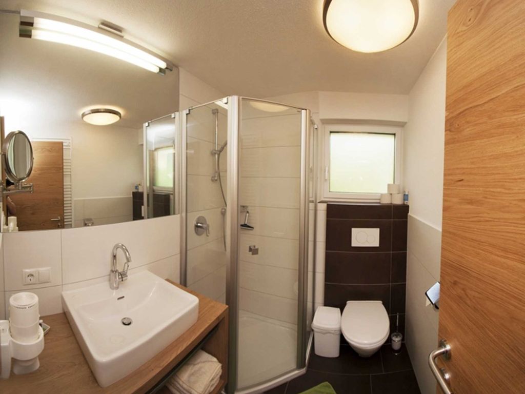 Badezimmer Apartment Steinsee