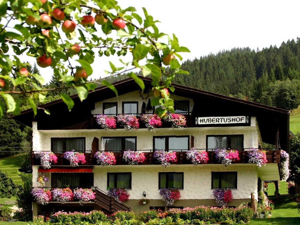 HUBERTUSHOF