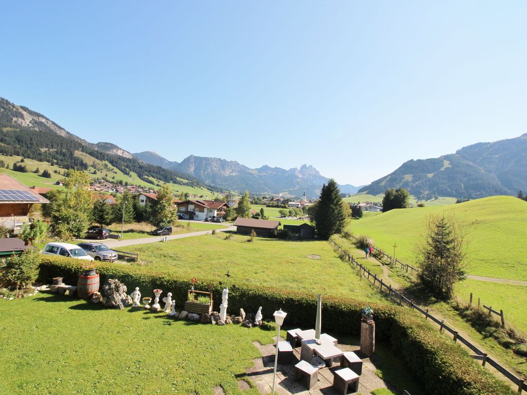 Ausblick Bergblick Rot Flüh Tannheim