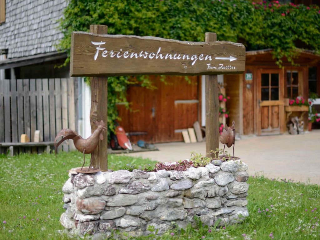 Aussenansicht im Sommer