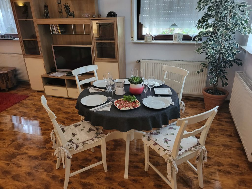 Essecke für bis zu 4 Personen