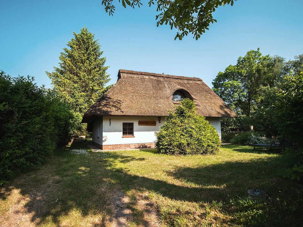 Reetdach Ferienhaus nahe Ostseebad Kühlungsborn