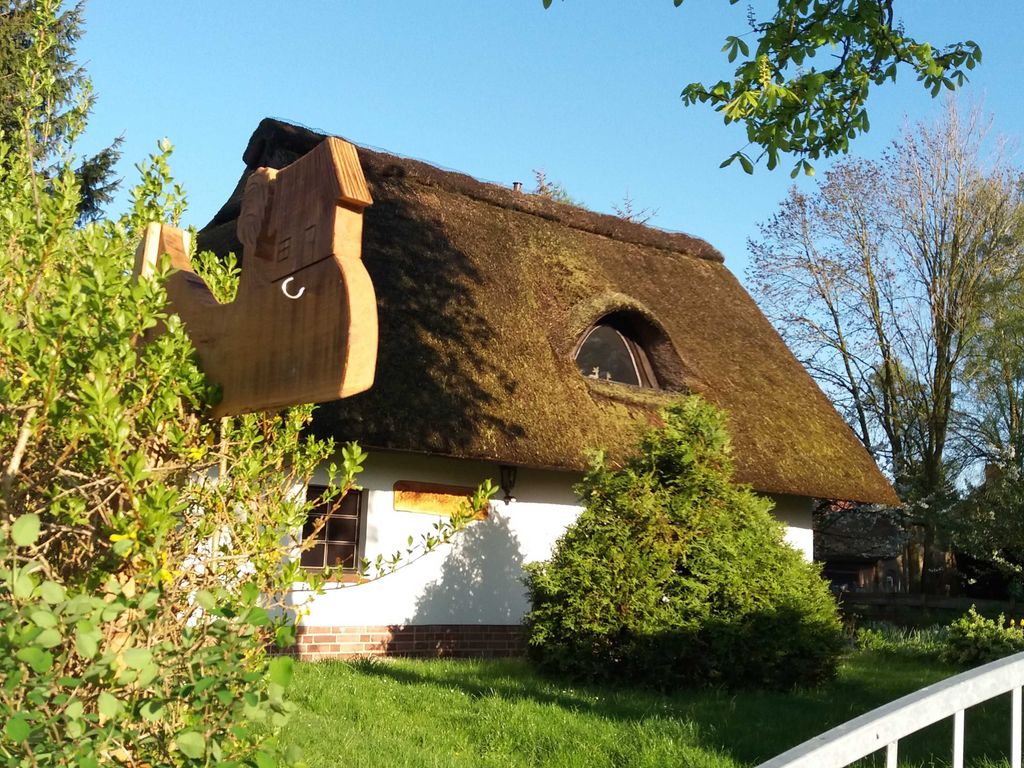Reetdachhaus Kastanienhof nahe Ostseebad Kühlungsborn
