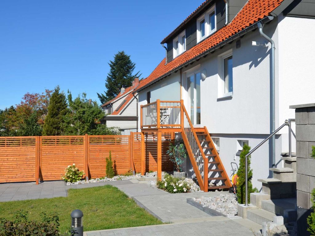 Landhäuser Bergwiese FH Höhenblick