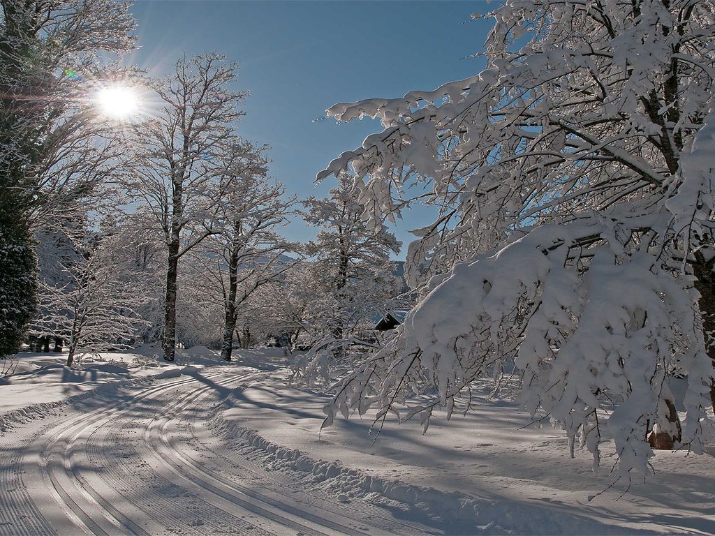 Gasthof Batznhäusl in Kreuth am Tegernsee im Wintermärchenland