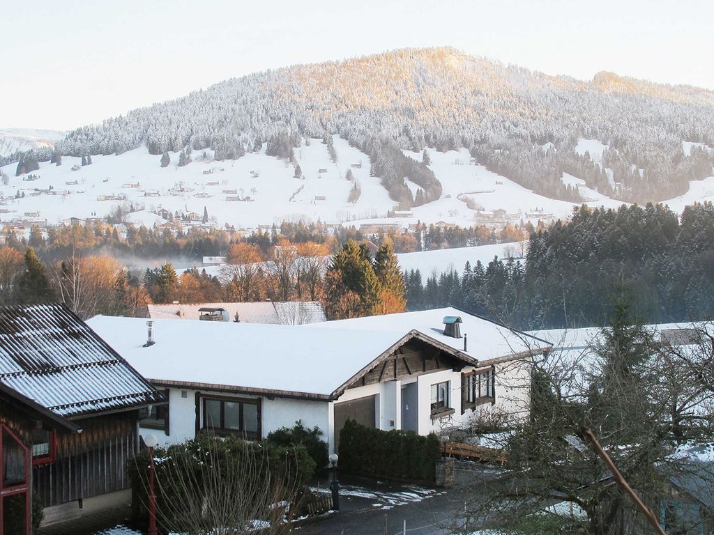 Das Haus Nardin im Winter