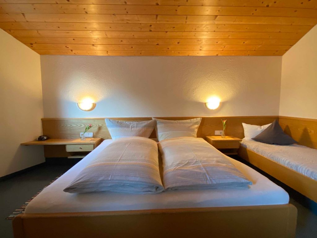 Apart Frudiger Schlafzimmer 2