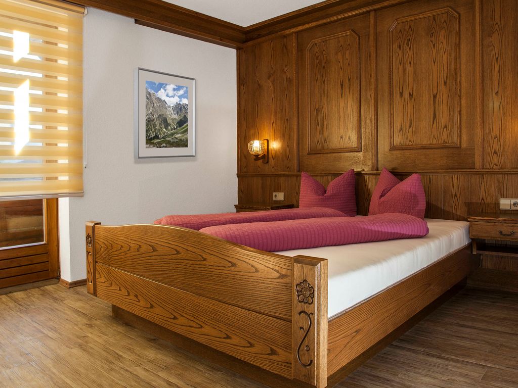 Doppelbettzimmer