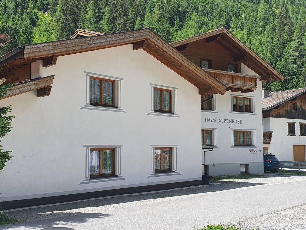 Haus Alpenrose