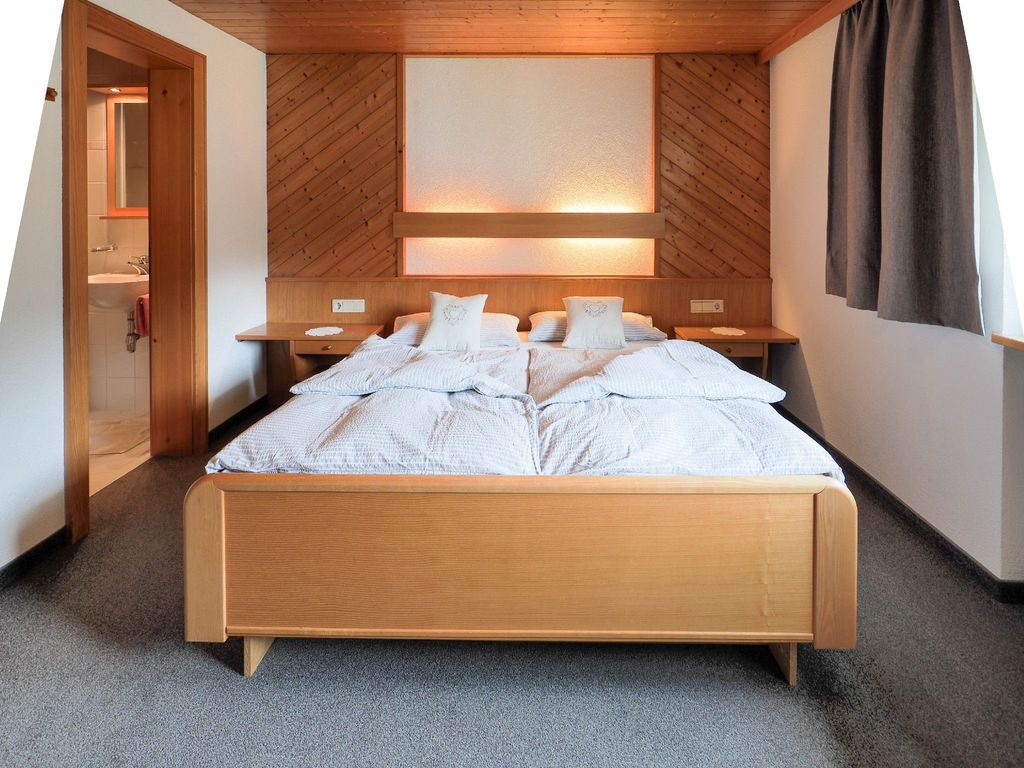 Doppelzimmer mit Balkon