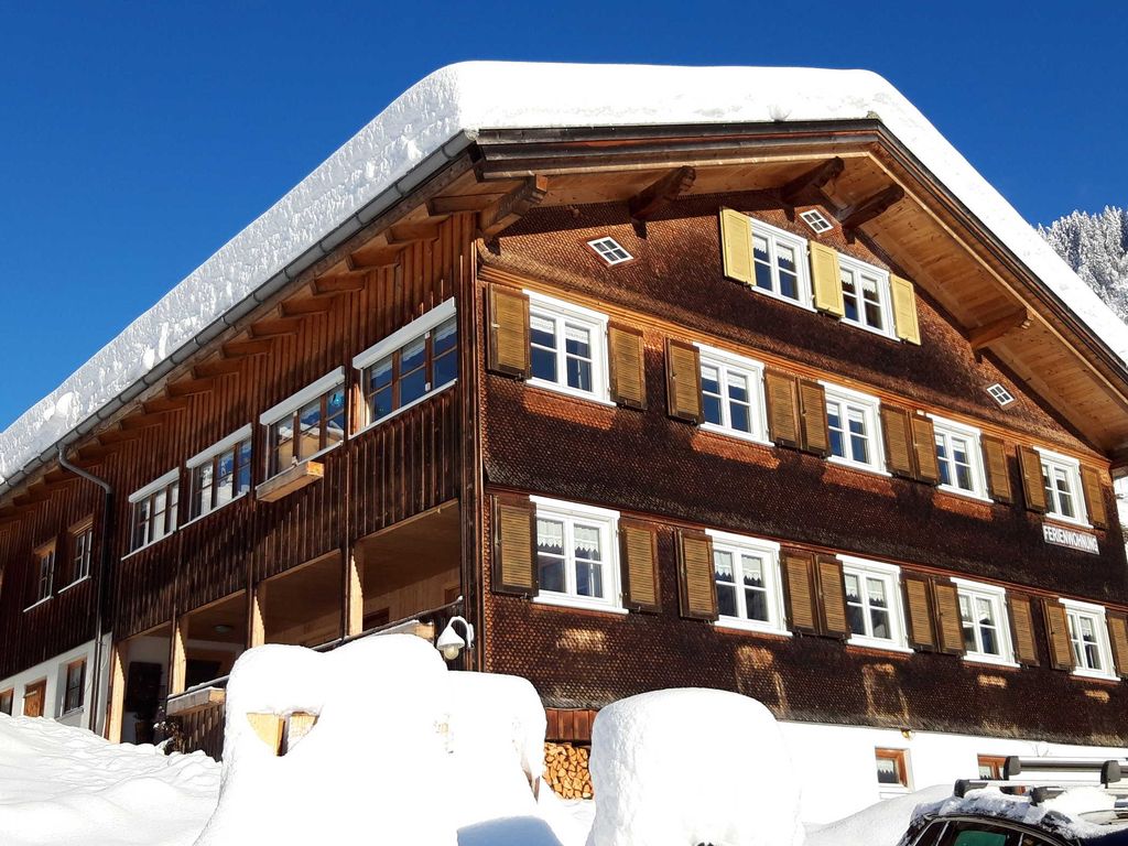 Haus im Winter