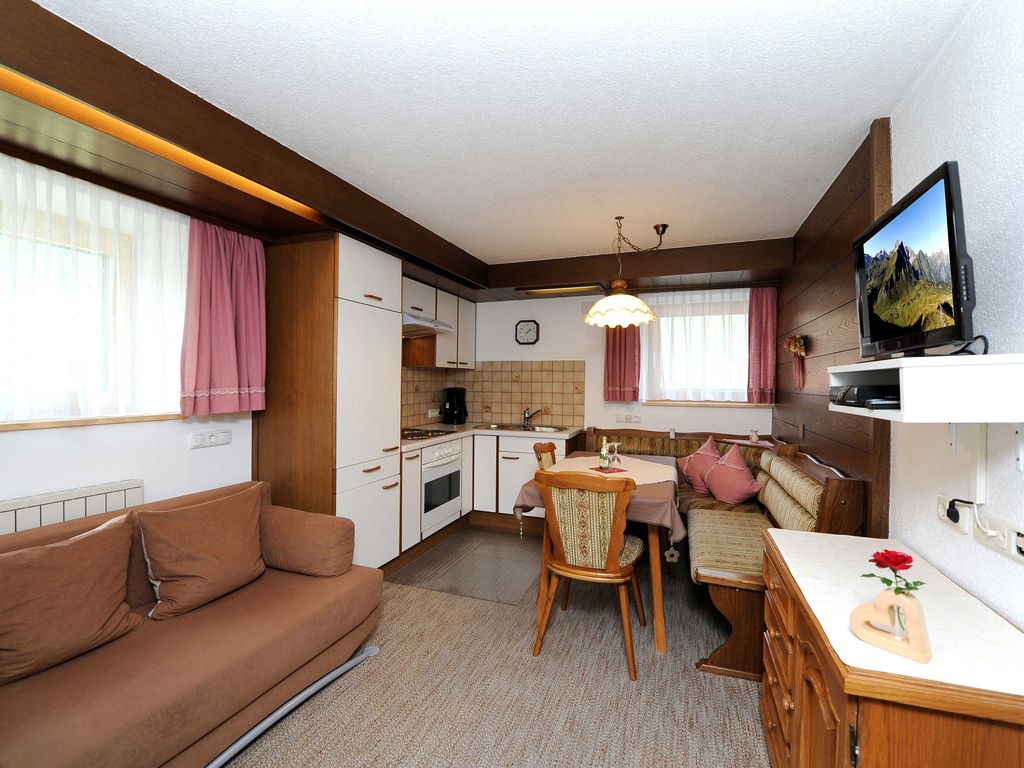 Gemütliche Wohnküche - Ferienwohnung Alpenrose