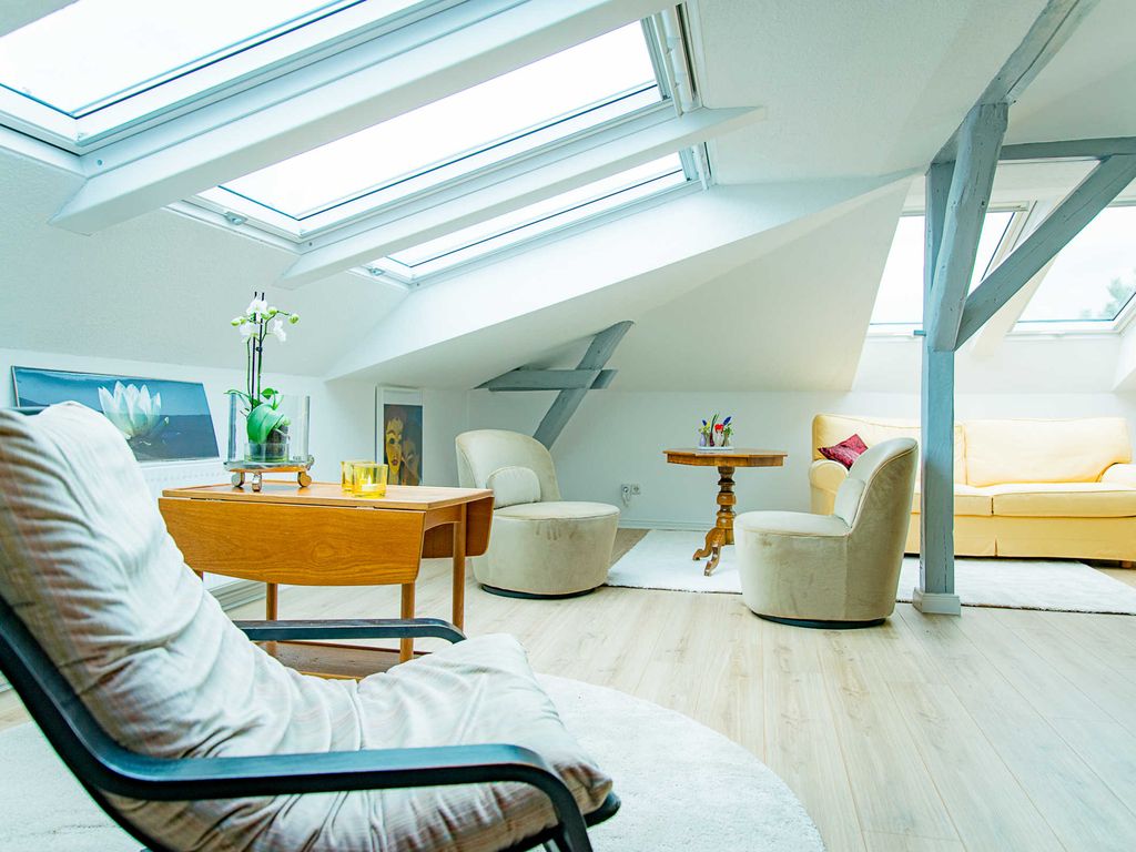 Wohn-/Schlafzimmer mit Smart/TV