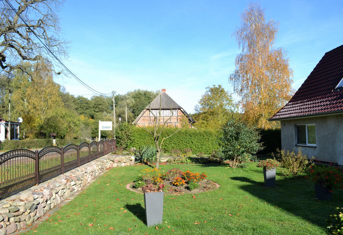 Ferienhaus mitten in der Natur, separater Eingang, Garten – Foto 3