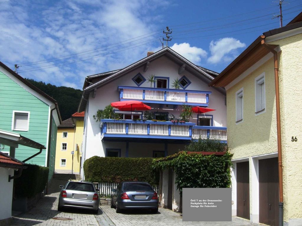 Unser Haus von der Donauseite
