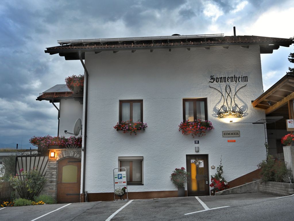 Anblick Haus Ostseite Abendstimmung