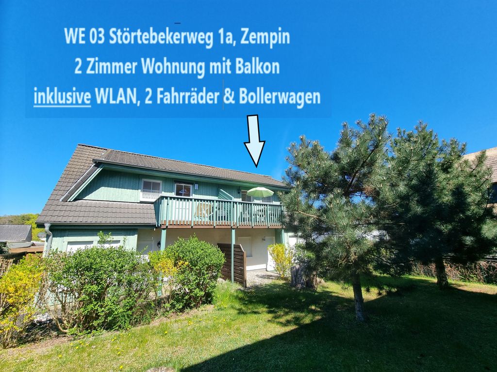 Außenansicht mit Balkon