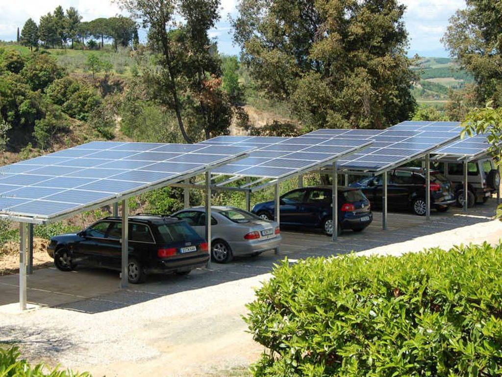 Carport mit Fotovoltaik