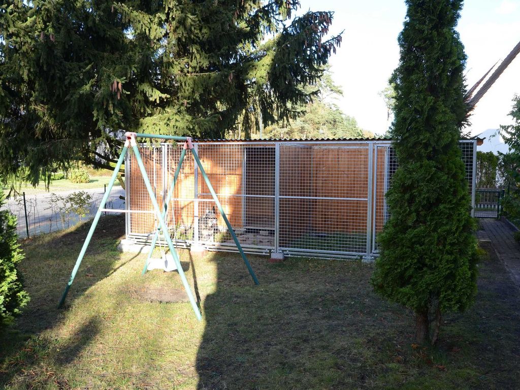 Ferienhaus Hannahliese im Ostseebad Karlshagen auf Usedom.###br###Auch für Ihren vierbeinigen Begleiter ist bestens gesorgt: Im Garten steht ein überdachter Doppelhundezwinger mit Auslauf zur Verfügung.