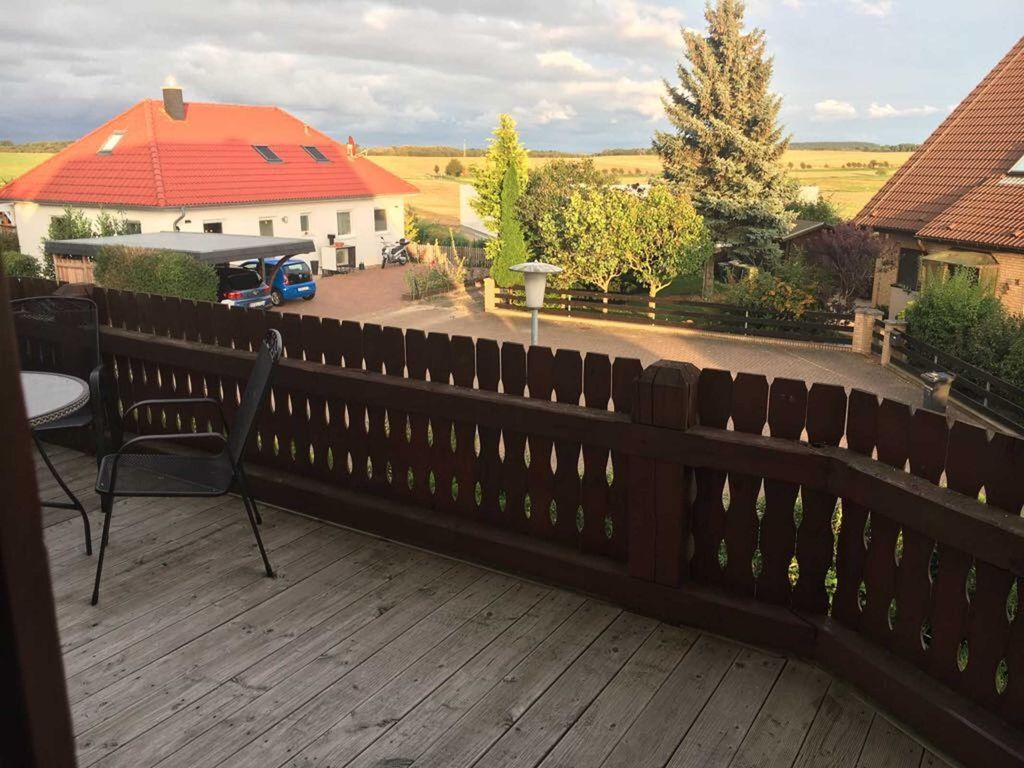 Blick vom Balkon in die Natur
