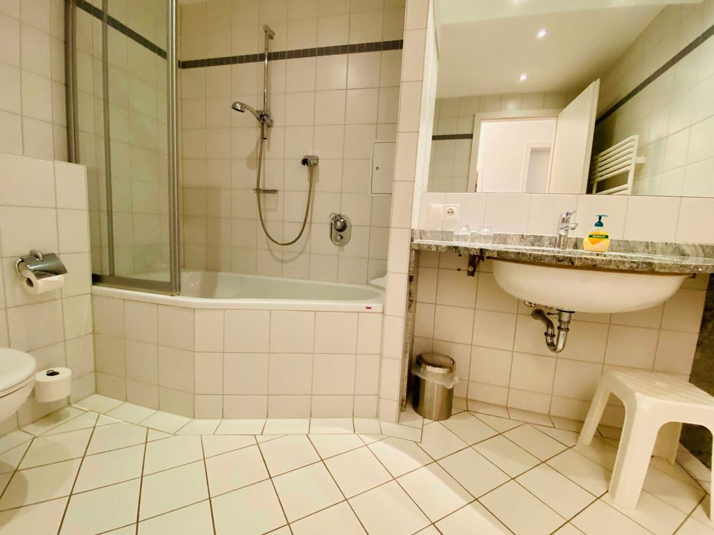 Ferienwohnung 4S, Bad mit Wanne