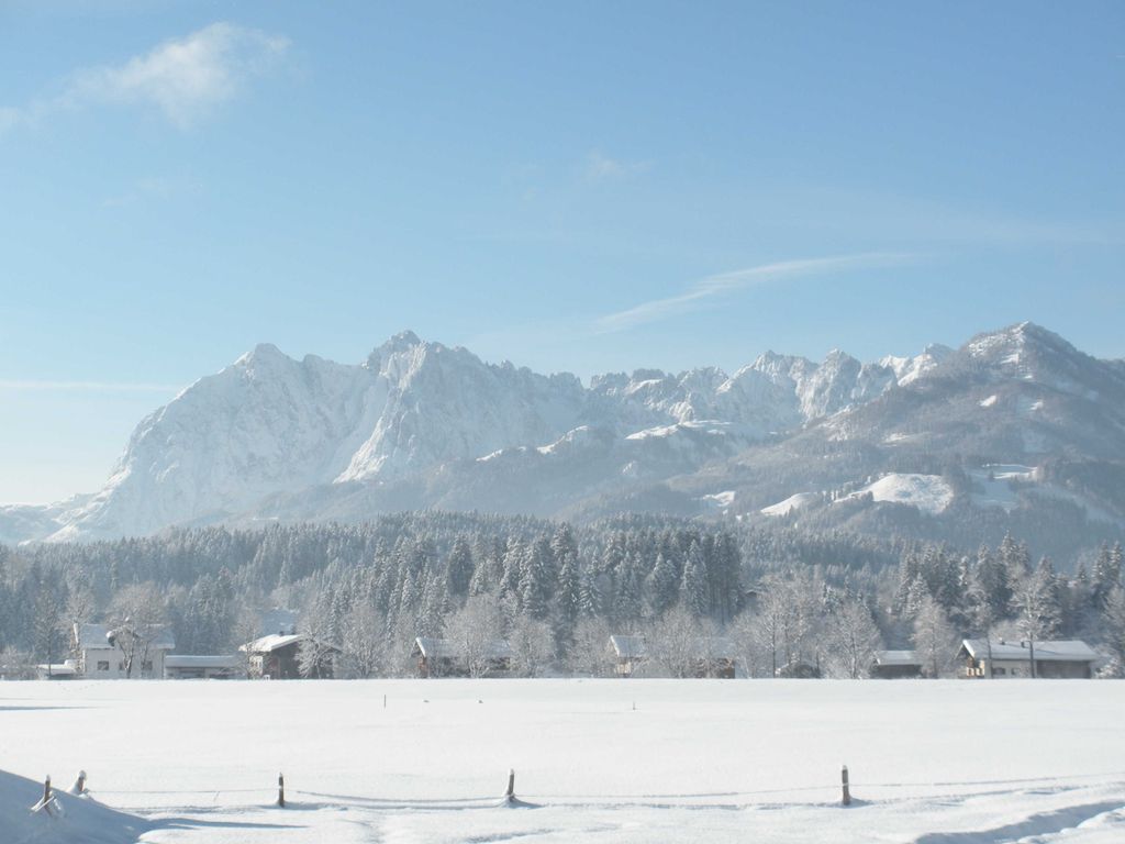 Aussicht Haus Margit Haus Margit Gästehaus Privatzimmer Ferienwohnung Zimmer mit Frühstück B&B Kössen Kaiserwinkl