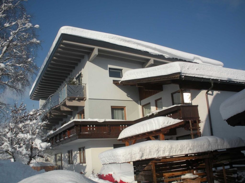 Südostseit Haus Margit Haus Margit Gästehaus Privatzimmer Ferienwohnung Zimmer mit Frühstück B&B Kössen Kaiserwinkl