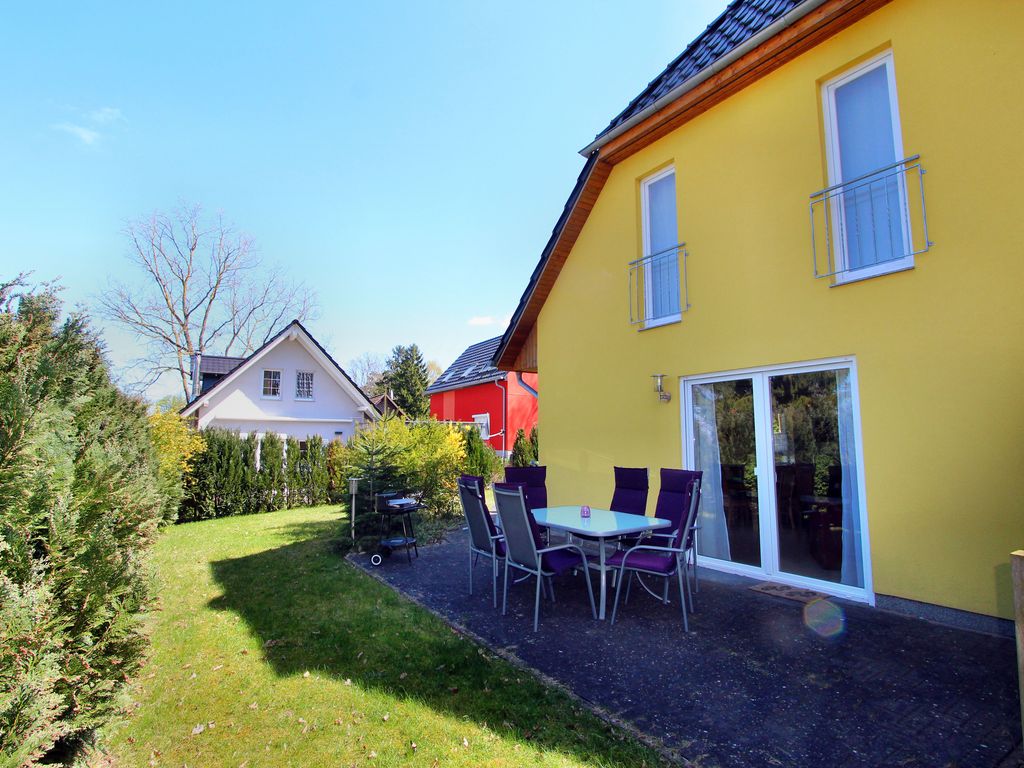 seitliche Terrasse