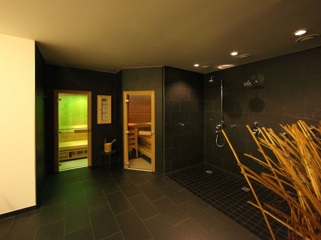 Sauna + Infrarotkabine