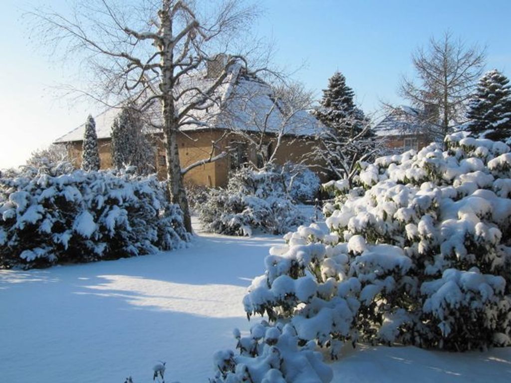 Idyllischer Winterblick aufdie FeWo Bellevue