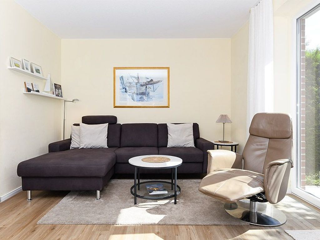 Wohnzimmer mit integriertem Küchenbereich