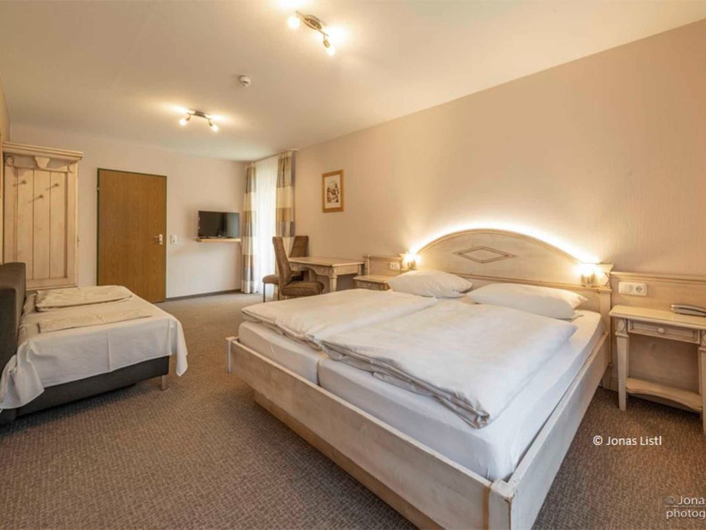 Beispiel für Dreibettzimmer mit Schlafsofa
