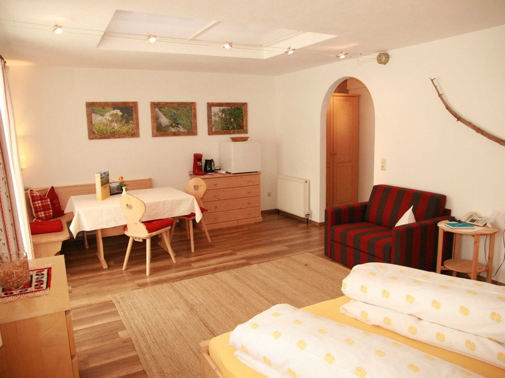 Gesamtansicht Zimmer