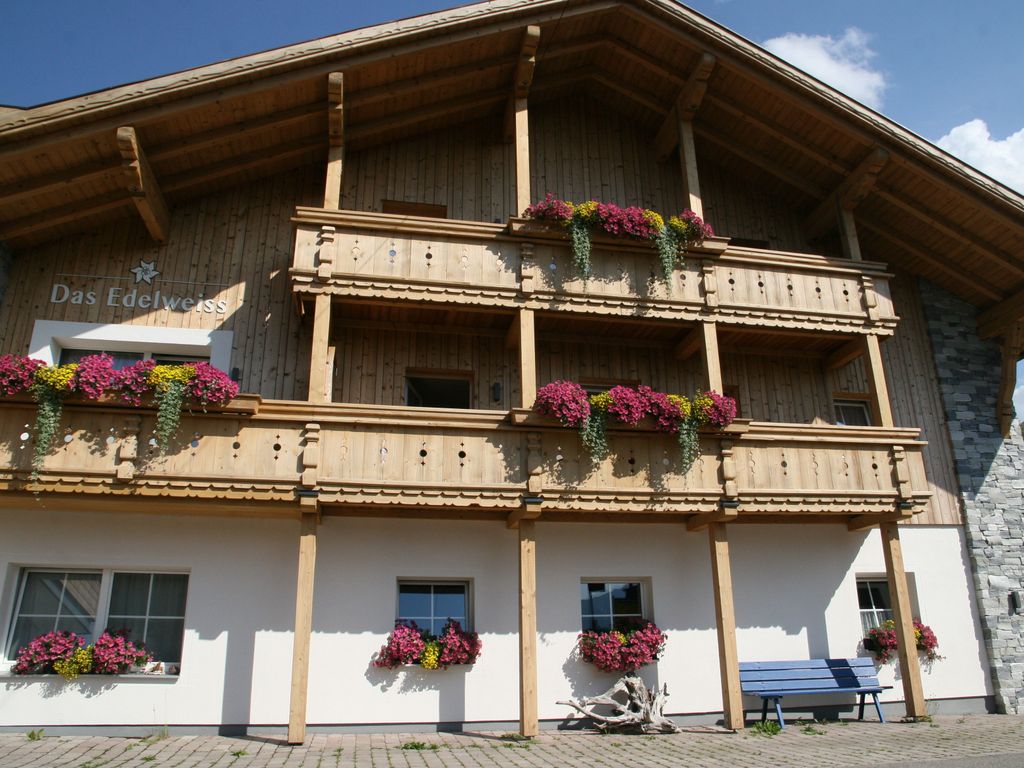 Westansicht