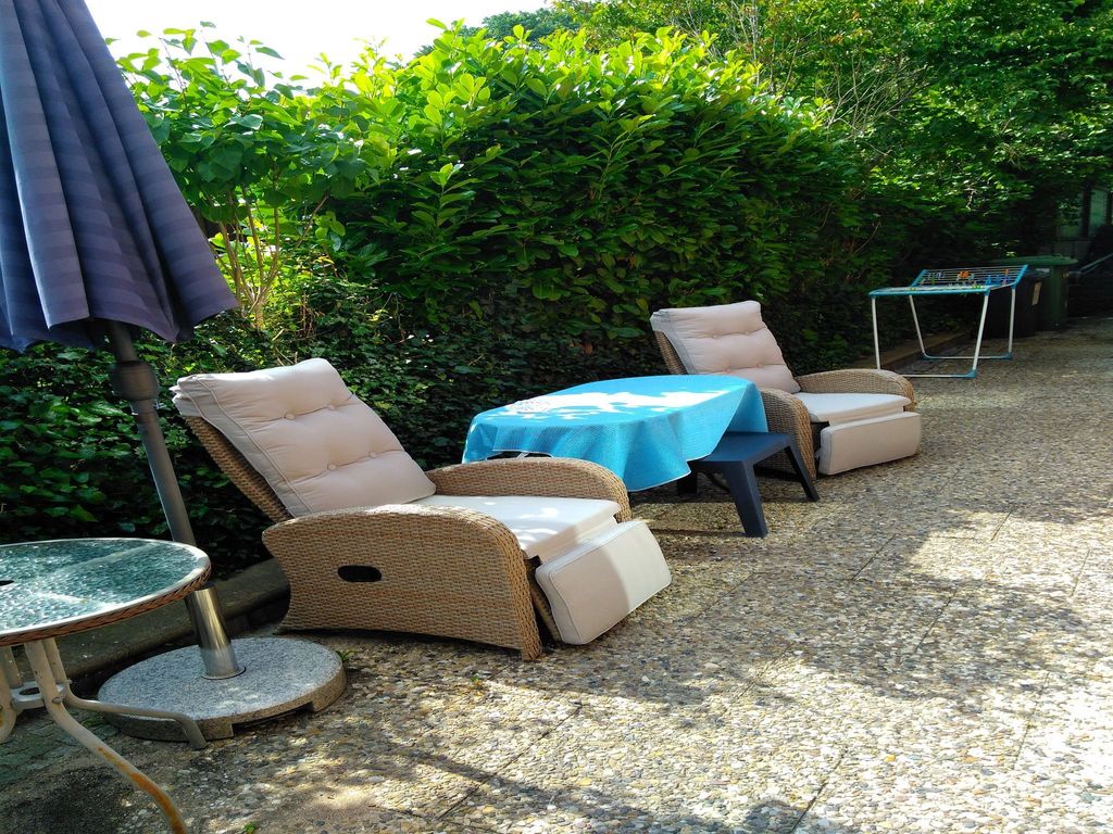 Sitzmöglichkeit im Grünen