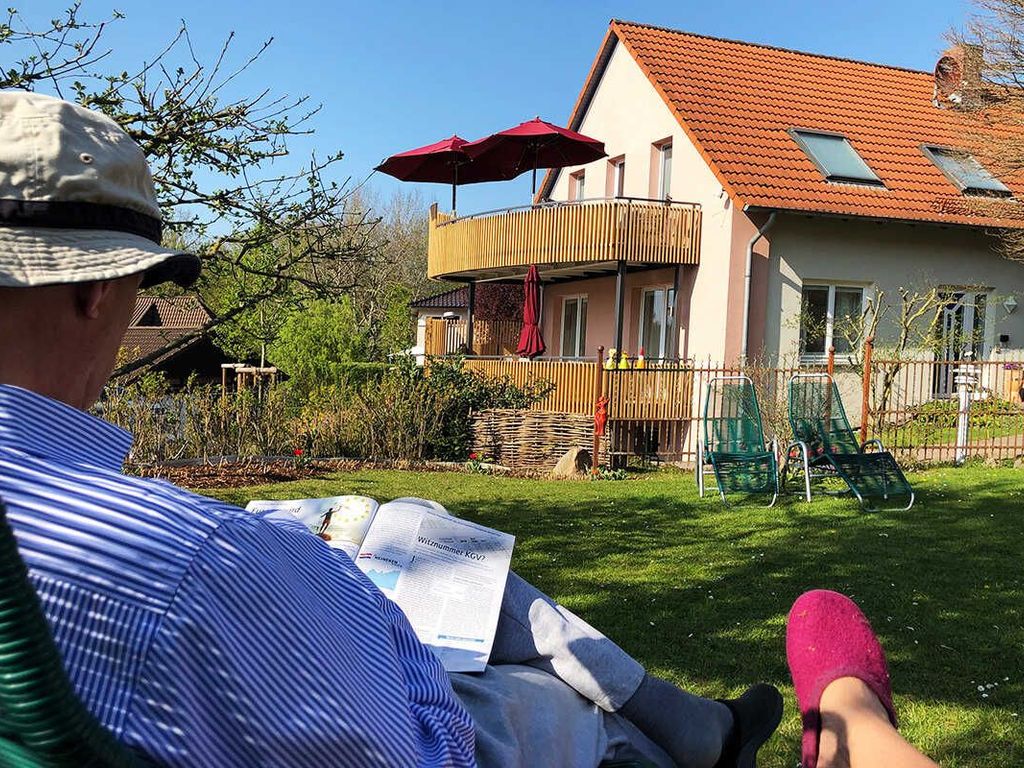 Außenansicht mit Balkon