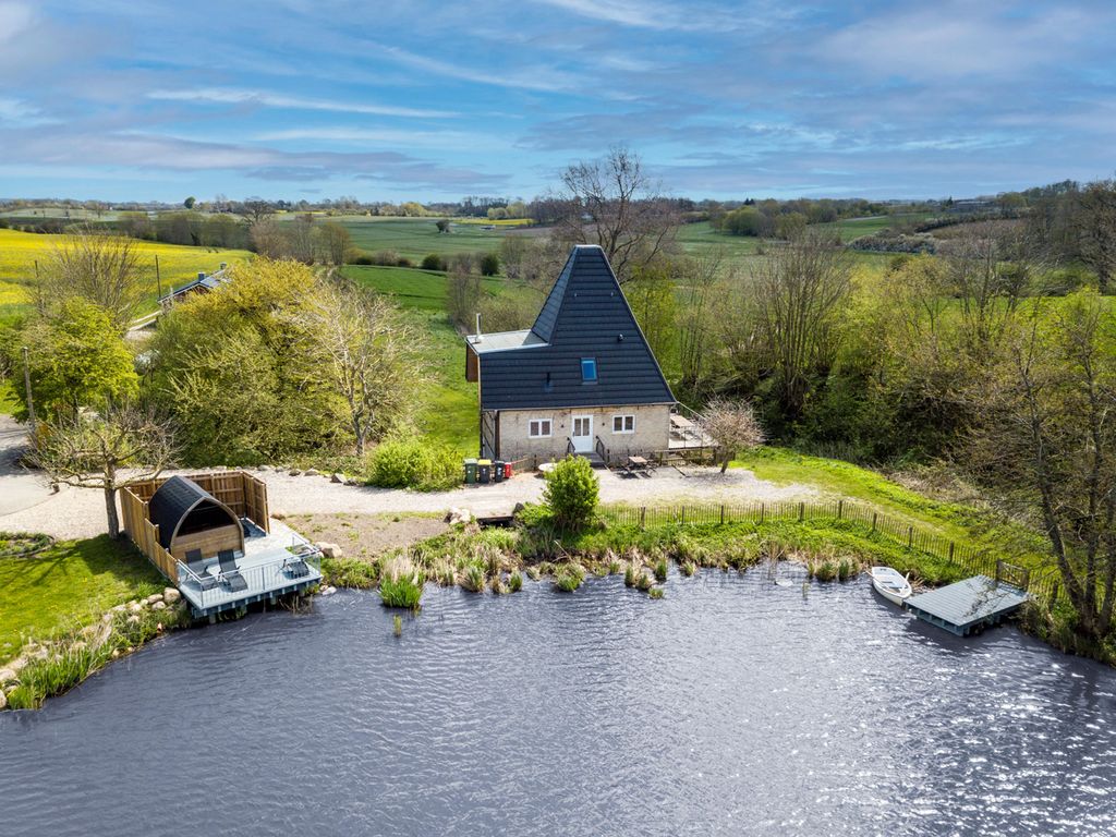 Ferienhaus mit Außensauna am Mühlenteich