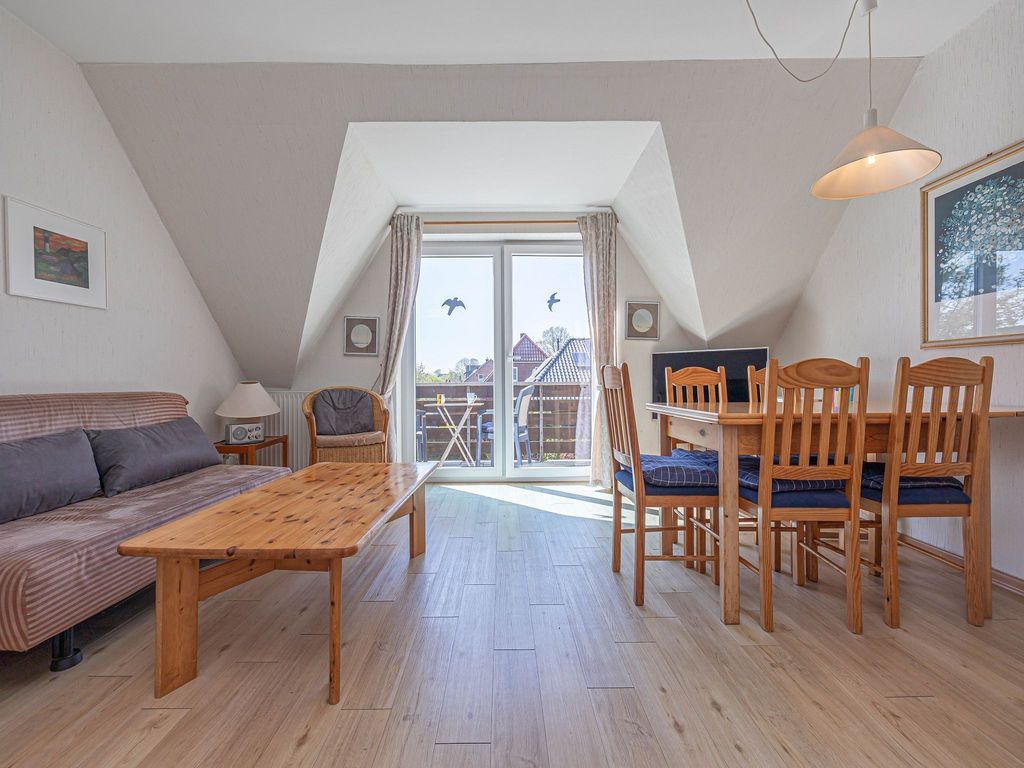 Wohnraum mit direktem Zugang zur Terrasse